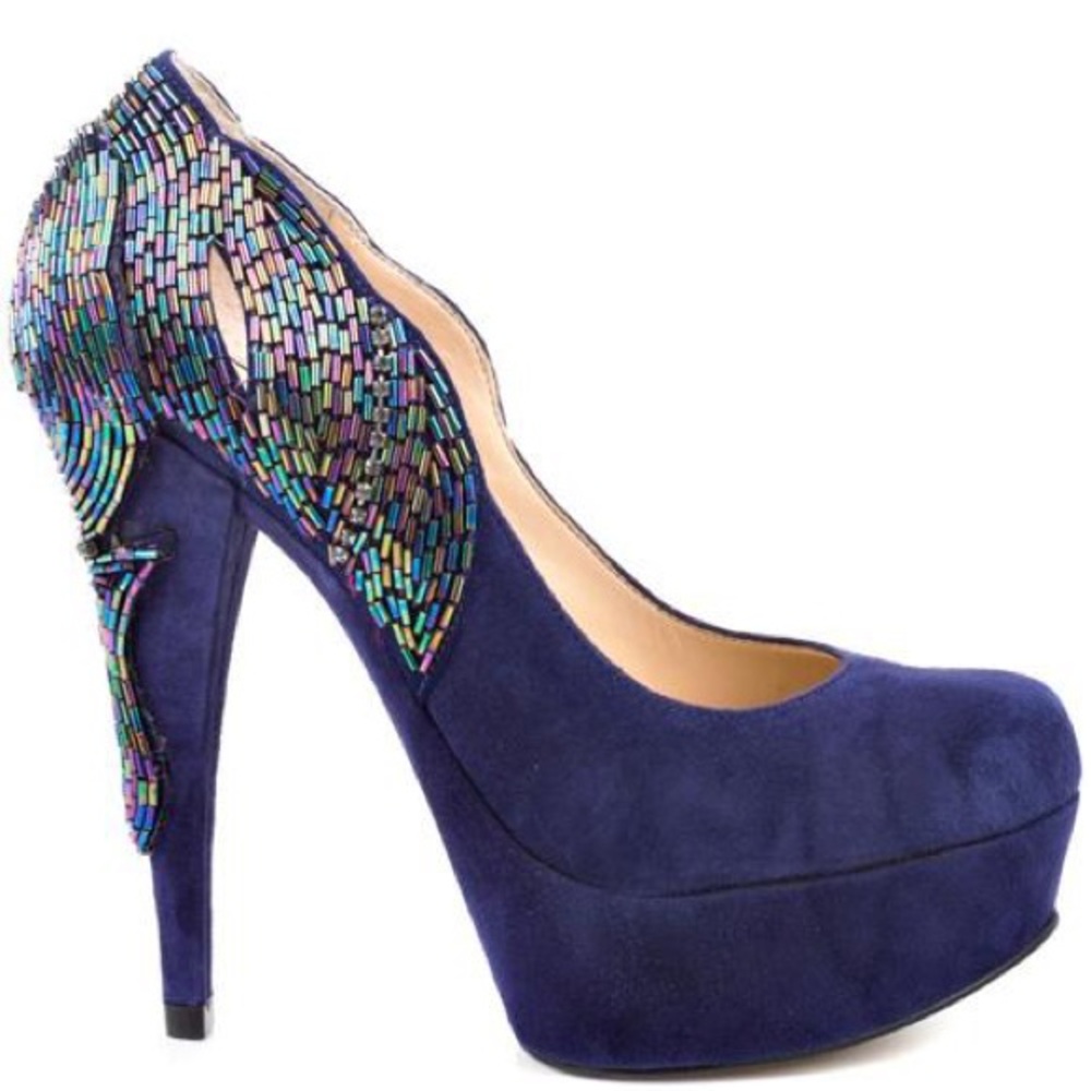 Enzo Angiolini Baladeva Platform Pump